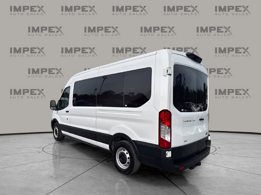Used 2023 Ford Transit 350 XL RWD image 3