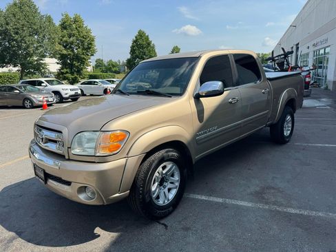 Used 2004 Toyota Tundra SR5 AWD/4WD image 8