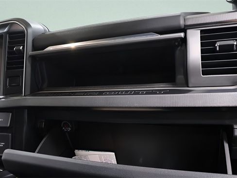 Used 2024 Ford F250 Platinum image 29