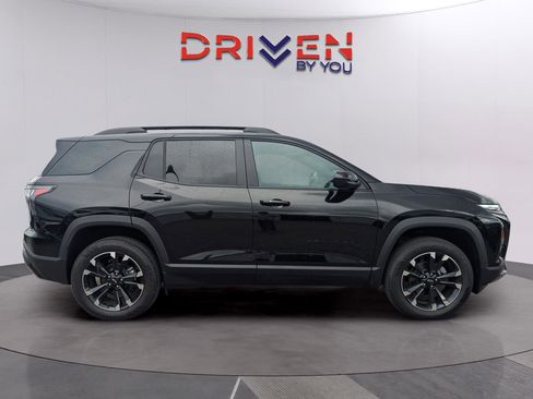 New 2026 Chevrolet Equinox RS w/ LPO, Floor Liner Package image 6