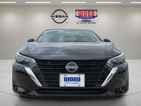 Certified 2025 Nissan Sentra SV FWD image 6