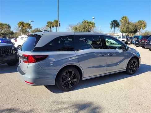 Used 2024 Honda Odyssey Sport image 15