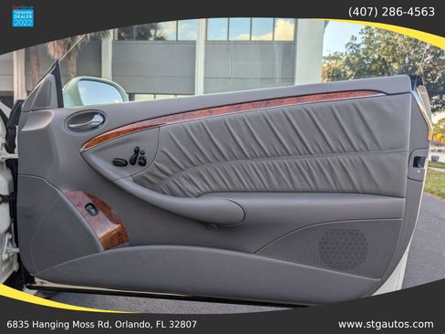 Used 2007 Mercedes-Benz CLK 350 Cabriolet image 25