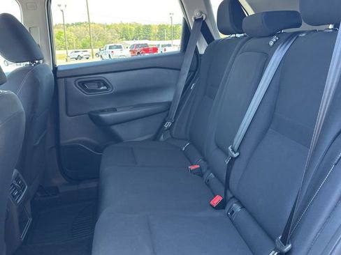 Used 2024 Nissan Rogue S AWD/4WD image 12
