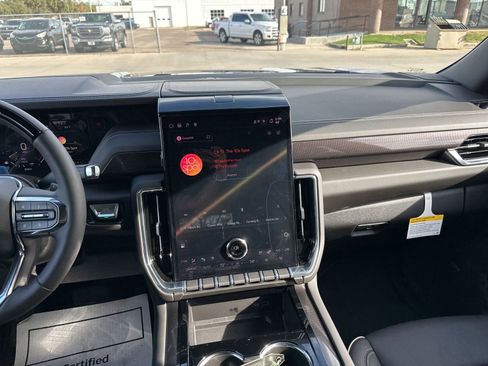 New 2026 GMC Yukon XL Elevation w/ Elevation Premium Package image 31