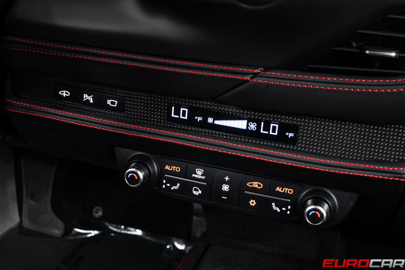 Used 2021 Ferrari F8 Tributo RWD image 33