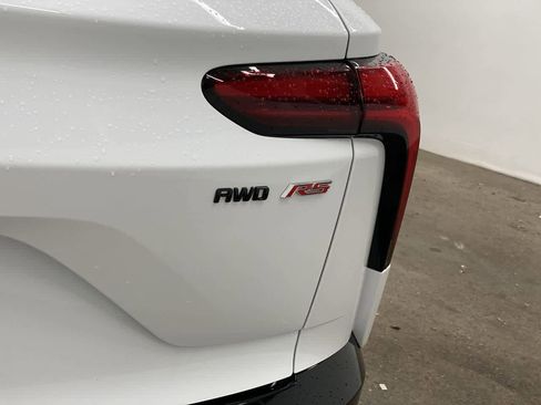 Used 2024 Chevrolet Blazer EV RS image 11