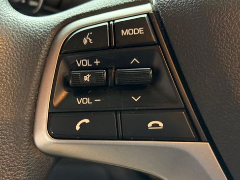 Used 2022 Hyundai Accent SEL image 30