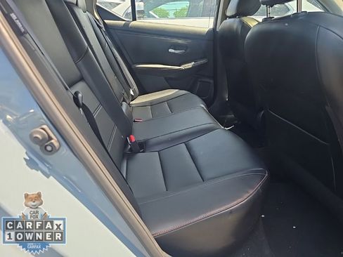 Used 2024 Nissan Sentra SR w/ SR Premium Package FWD image 11