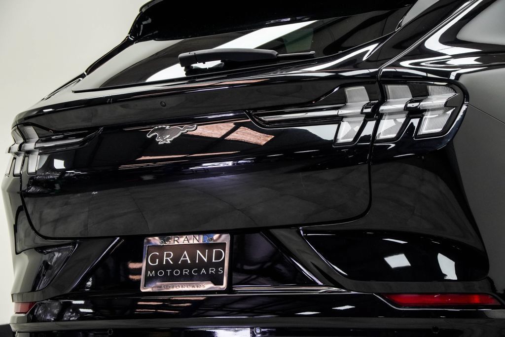Used 2022 Ford Mustang Mach-E Premium AWD/4WD image 14