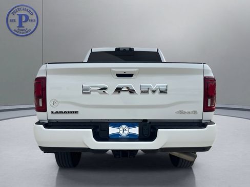 Used 2025 RAM 3500 Laramie AWD/4WD image 6