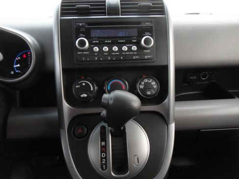 Used 2010 Honda Element EX image 12