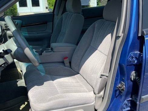 Used 2003 Chevrolet Impala FWD image 14
