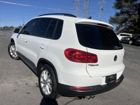 Used 2015 Volkswagen Tiguan SE image 6