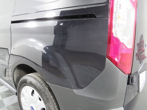 Used 2023 Ford Transit Connect XL image 25