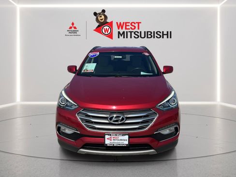 Used 2017 Hyundai Santa Fe Sport image 2