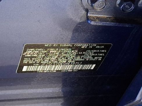 Used 2025 Subaru Forester Touring AWD/4WD image 29