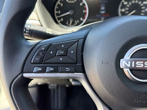 Certified 2025 Nissan Altima 2.5 SV FWD image 33