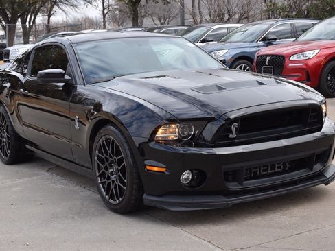 Used 2013 Ford Mustang Shelby GT500 image 4