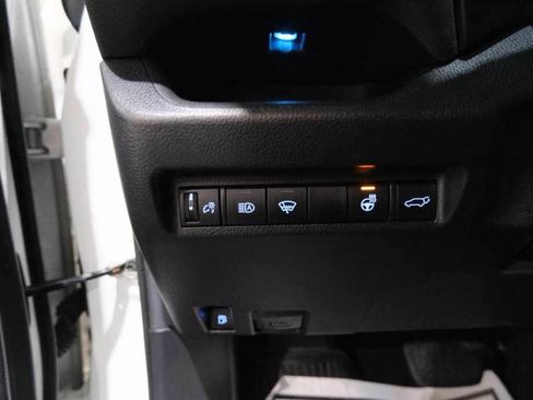 Used 2020 Toyota RAV4 XSE image 35