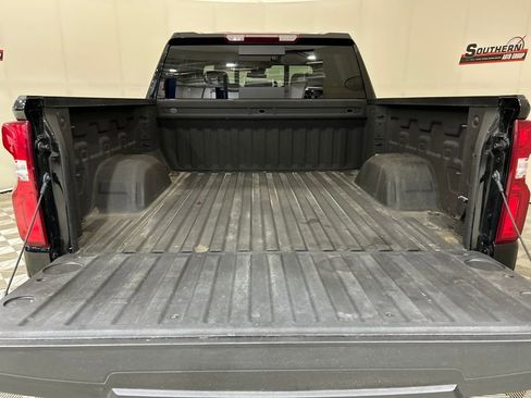 Used 2025 Chevrolet Silverado 1500 RST w/ Convenience Package II image 5