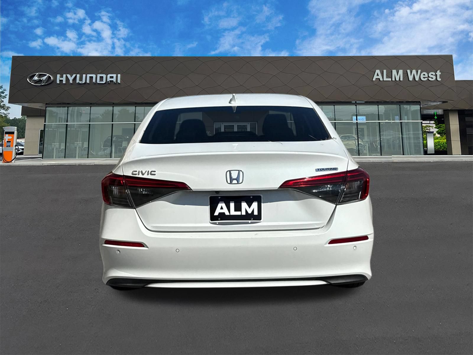 Used 2022 Honda Civic Touring image 6