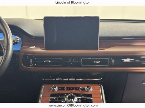 Used 2023 Lincoln Aviator Reserve w/ Equipment Group 201A AWD/4WD image 23