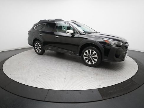 Certified 2025 Subaru Outback Touring XT image 13
