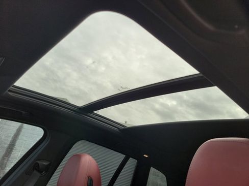 Used 2024 BMW X3 M40i w/ Premium Package image 9