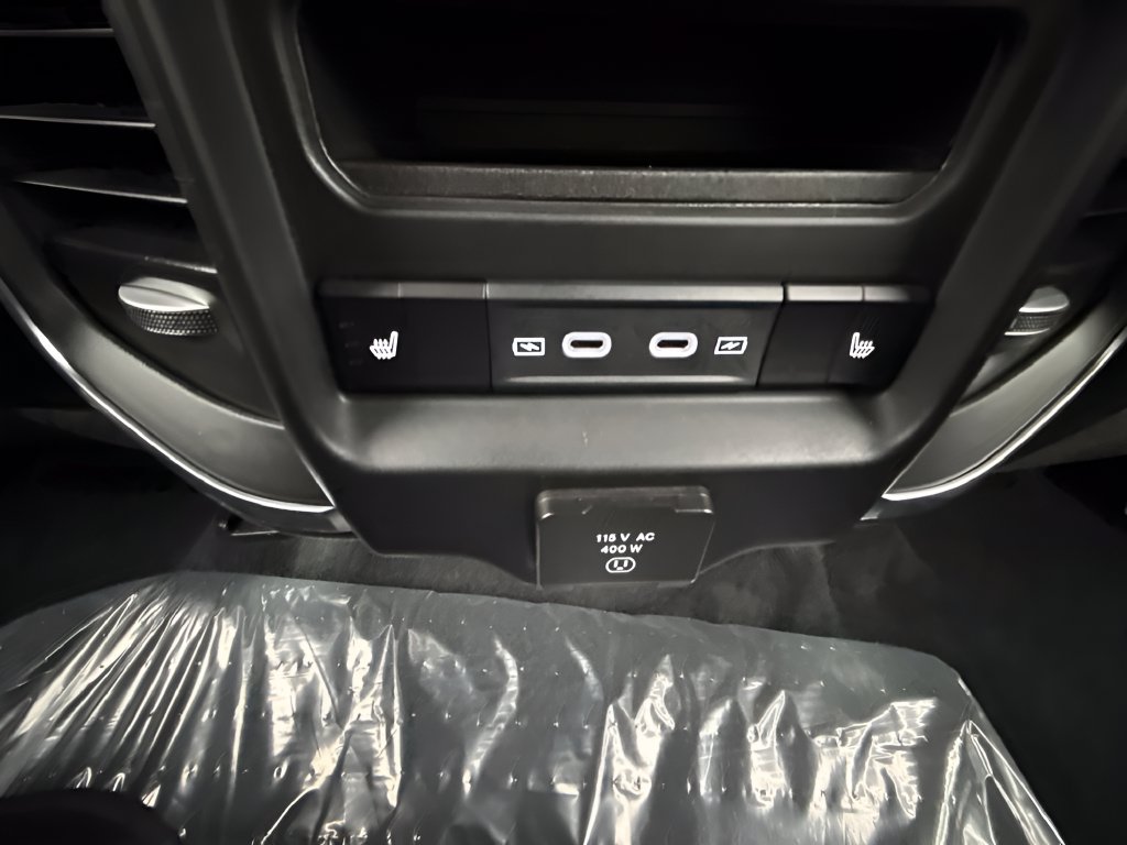 Used 2026 RAM 1500 Laramie w/ Advanced Safety Group II AWD/4WD image 12