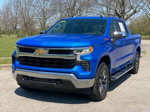 Used 2025 Chevrolet Silverado 1500 LT w/ All Star Edition Plus image 3