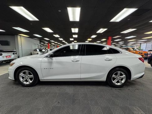 Used 2019 Chevrolet Malibu LS image 9