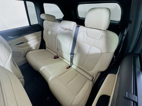 Used 2024 Jeep Grand Cherokee Limited 4xe w/ Luxury Tech Group II image 23