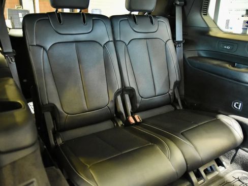 Used 2023 Jeep Grand Cherokee L Overland AWD/4WD image 26