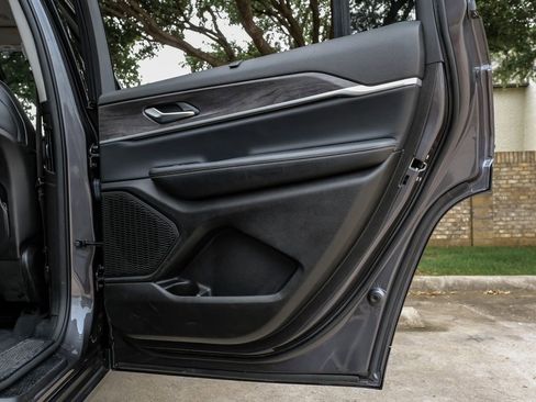 Used 2023 Jeep Grand Cherokee L Limited w/ Luxury Tech Group II image 57