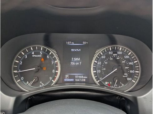 Used 2018 INFINITI Q50 Luxe image 18