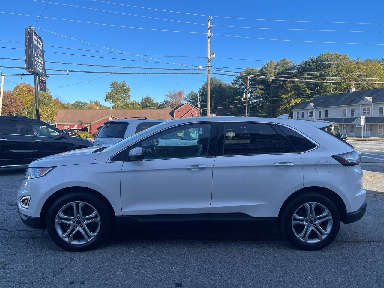 Used 2016 Ford Edge Titanium w/ Equipment Group 301A AWD/4WD image 7