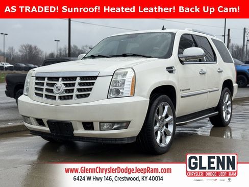 Used 2008 Cadillac Escalade AWD image 1