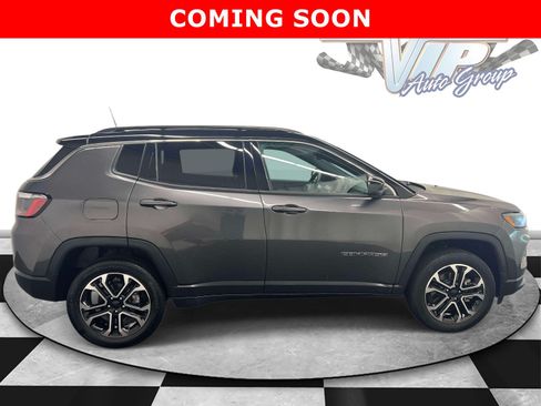 Certified 2023 Jeep Compass Limited AWD/4WD image 5