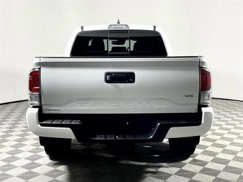 Certified 2022 Toyota Tacoma TRD Sport image 7