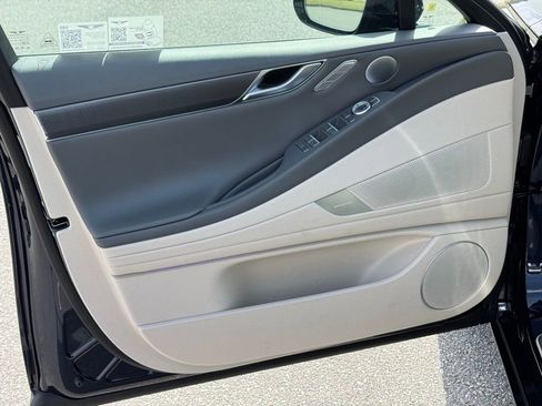 Used 2025 Genesis G80 2.5T Sport Prestige image 27