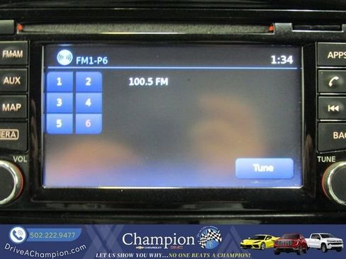 Used 2016 Nissan Juke SL image 5