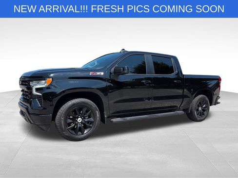 Used 2024 Chevrolet Silverado 1500 RST w/ Z71 Off-Road Package AWD/4WD image 13