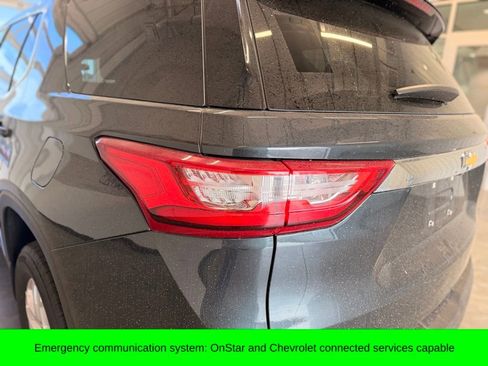 Used 2021 Chevrolet Traverse LT w/ LPO, Floor Liner Package image 8