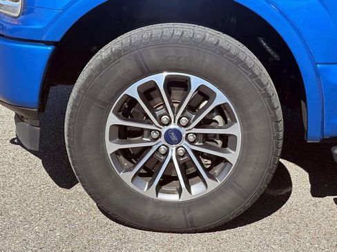 Used 2019 Ford F150 XLT w/ Equipment Group 302A Luxury AWD/4WD image 10