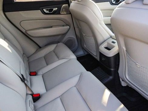 New 2026 Volvo XC60 T8 Ultra image 13