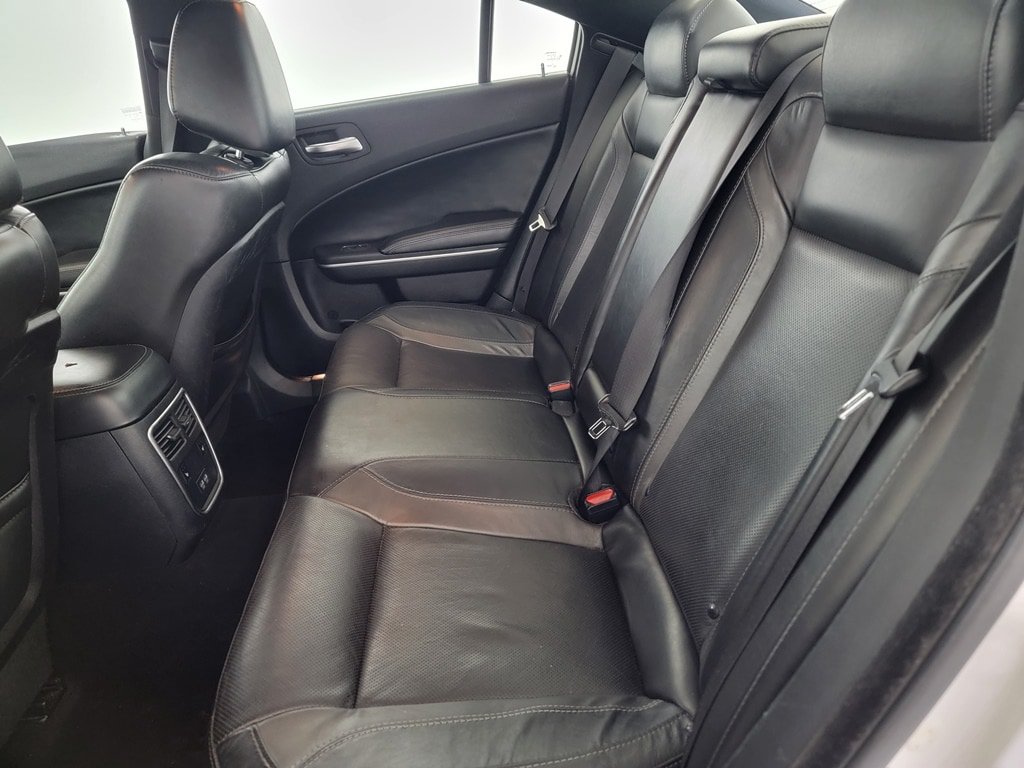 Used 2020 Dodge Charger SXT w/ Leather Interior Group RWD image 13