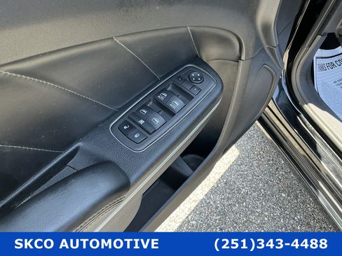 Used 2022 Dodge Charger SXT w/ Plus Group RWD image 22