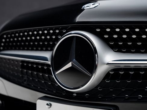 Used 2019 Mercedes-Benz SL 550 image 14