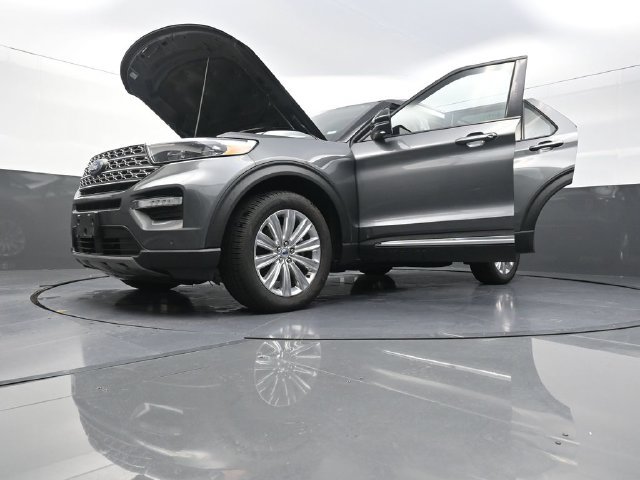 Used 2023 Ford Explorer Limited w/ Hybrid Equipment Group 310A AWD/4WD image 41